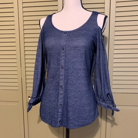 Cold Shoulder Denim Look Top NWOT - Picture 1 of 14